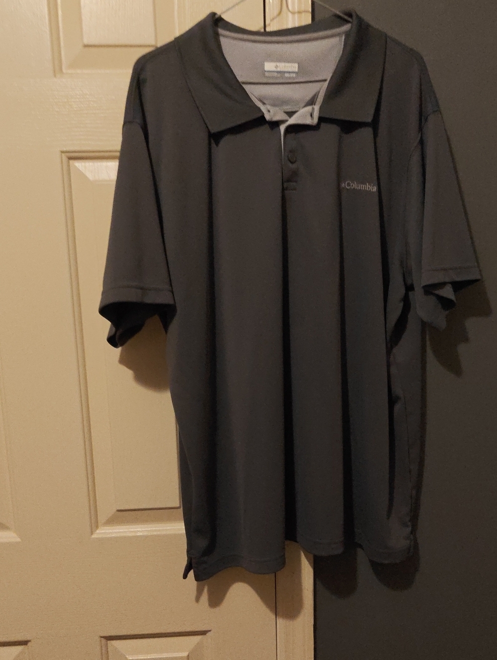 Columbia Men's Dark Gray Short-Sleeve Polo